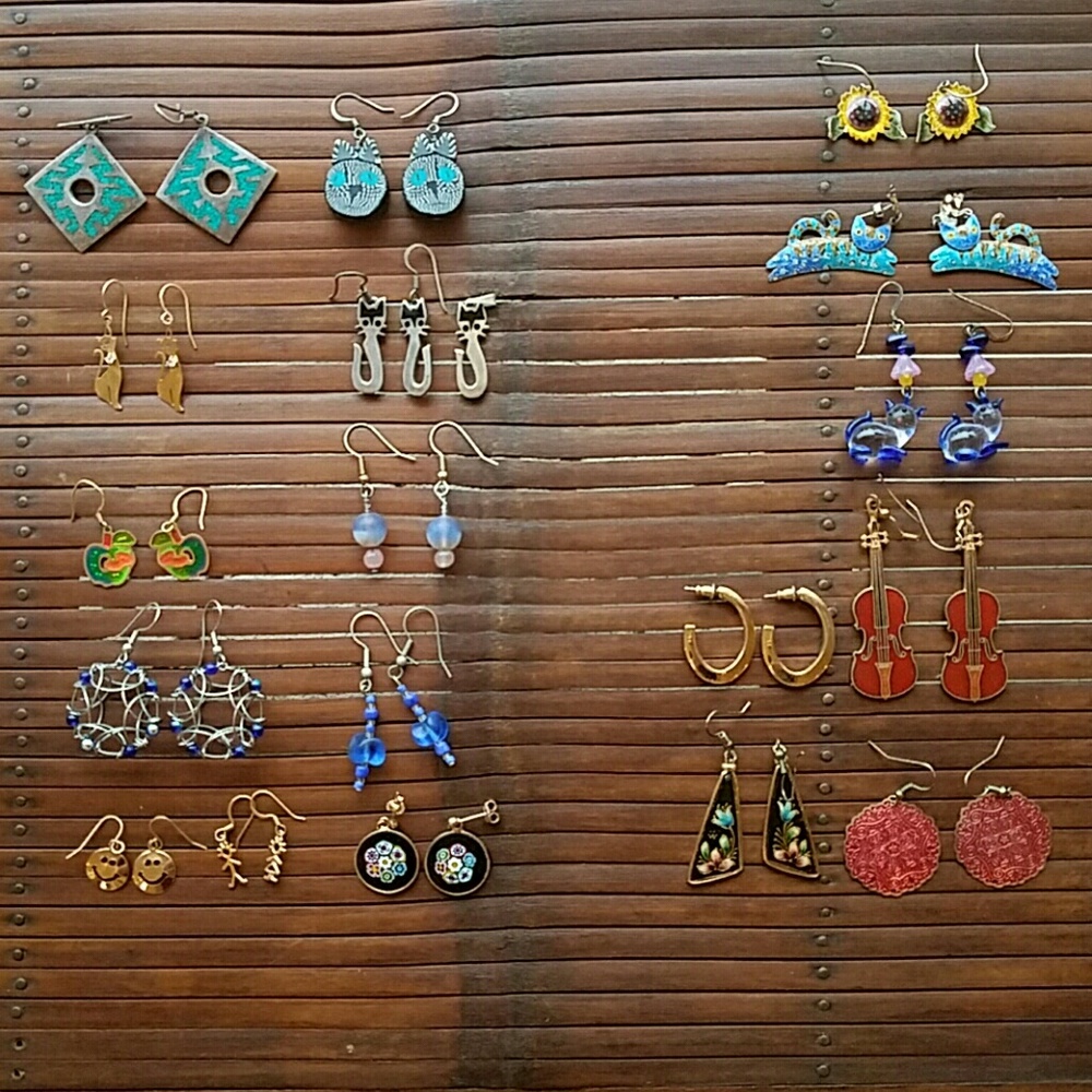 Earring collection - Buy individually or in bulk